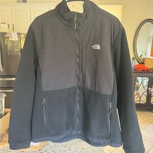 Women’s Northface Jacket